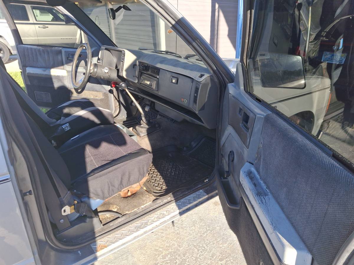 Chevy-s-10-tahoe-1991-custom-6