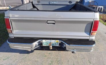 Chevy-s-10-tahoe-1991-custom-8