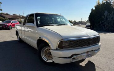 Chevy-s10-1996-white