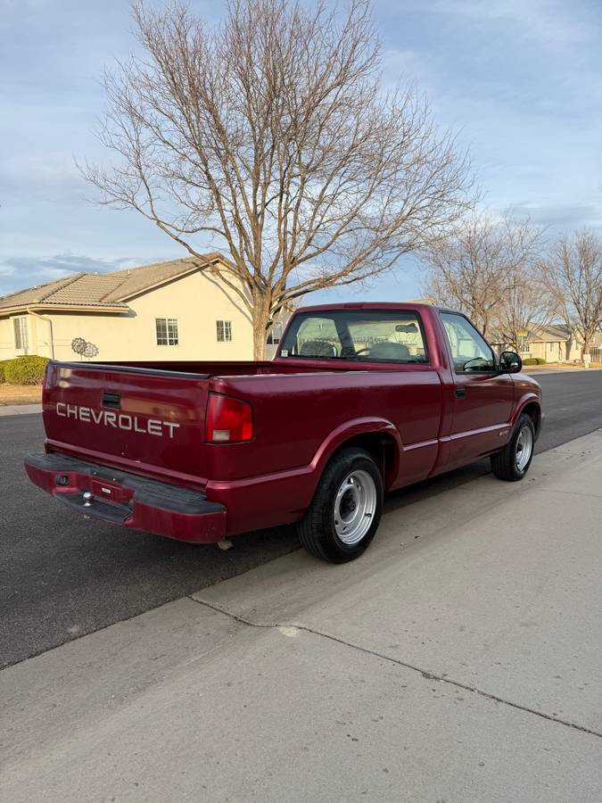 Chevy-s10-pickup-1995-red-1