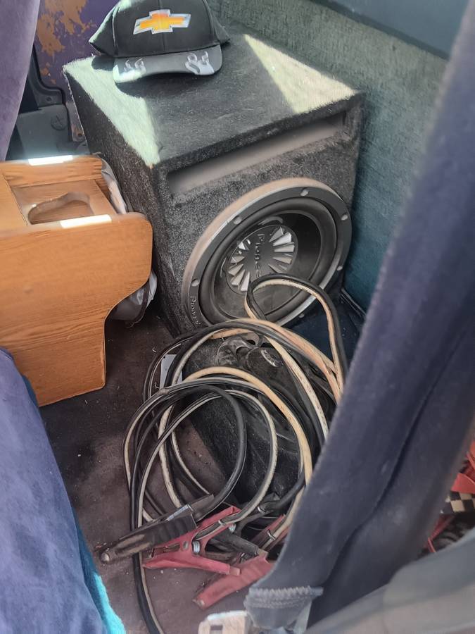 Chevy-s15-ext-cab-1984-custom-10