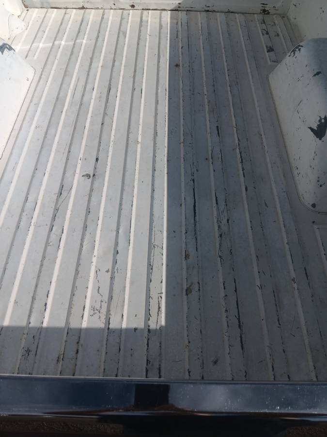 Chevy-s15-ext-cab-1984-custom-8