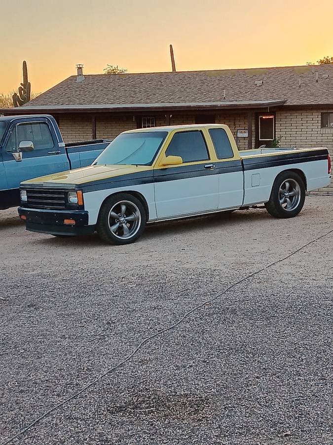 Chevy-s15-ext-cab-1984-custom
