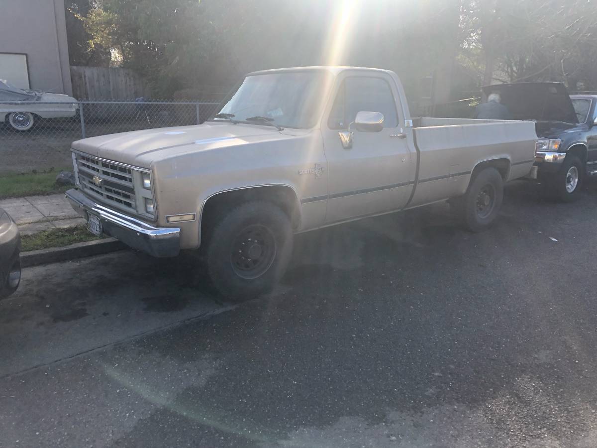 Chevy-scottsdale-k20-1985-brown-2