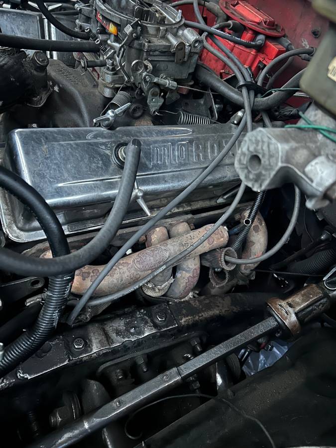 Chevy-silverado-1500-1982-red-12