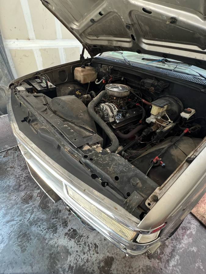 Chevy-silverado-1500-1989-grey-1