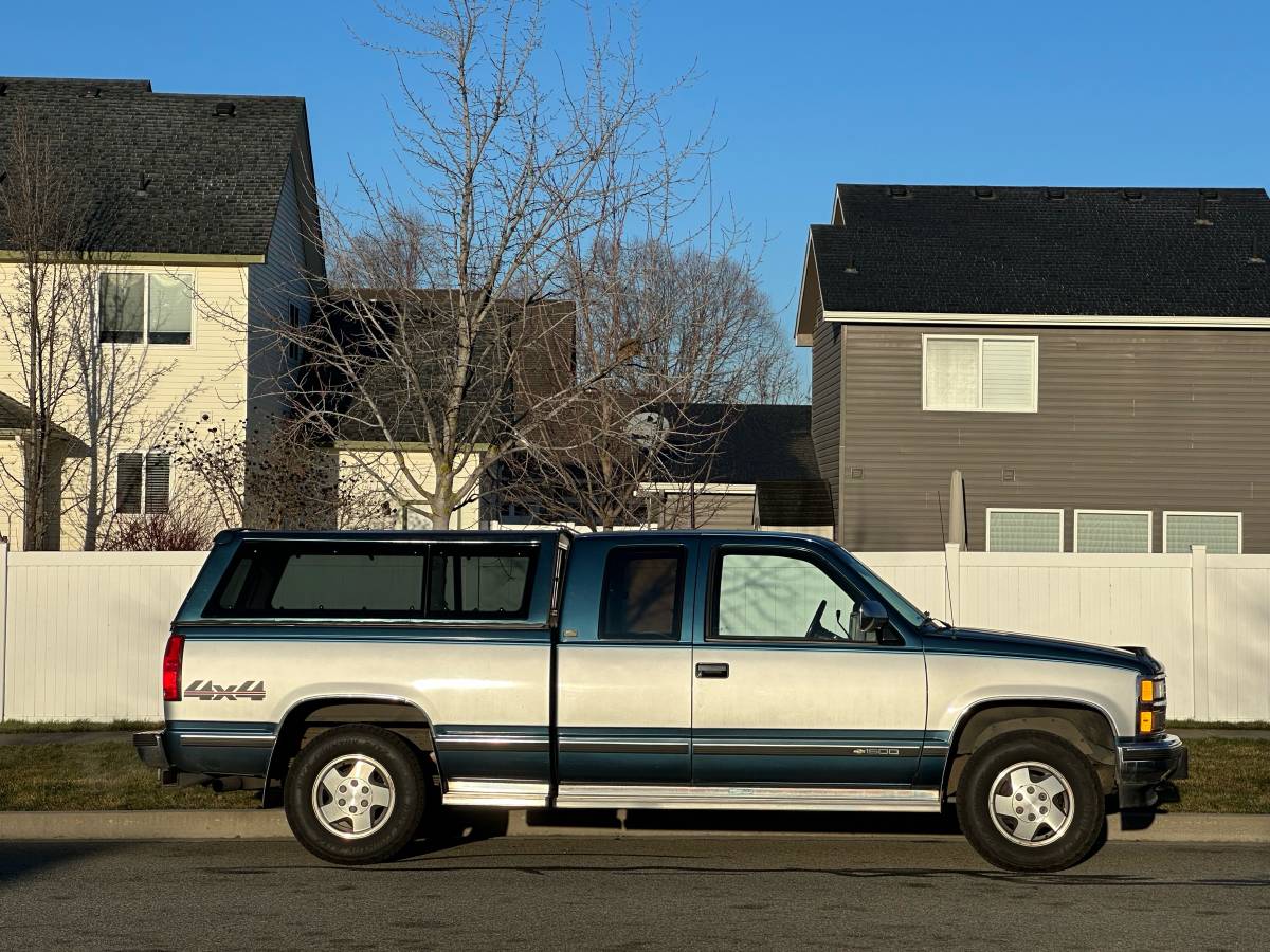 Chevy-silverado-1500-1992-blue-14