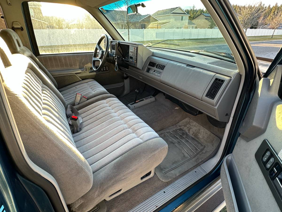 Chevy-silverado-1500-1992-blue-17