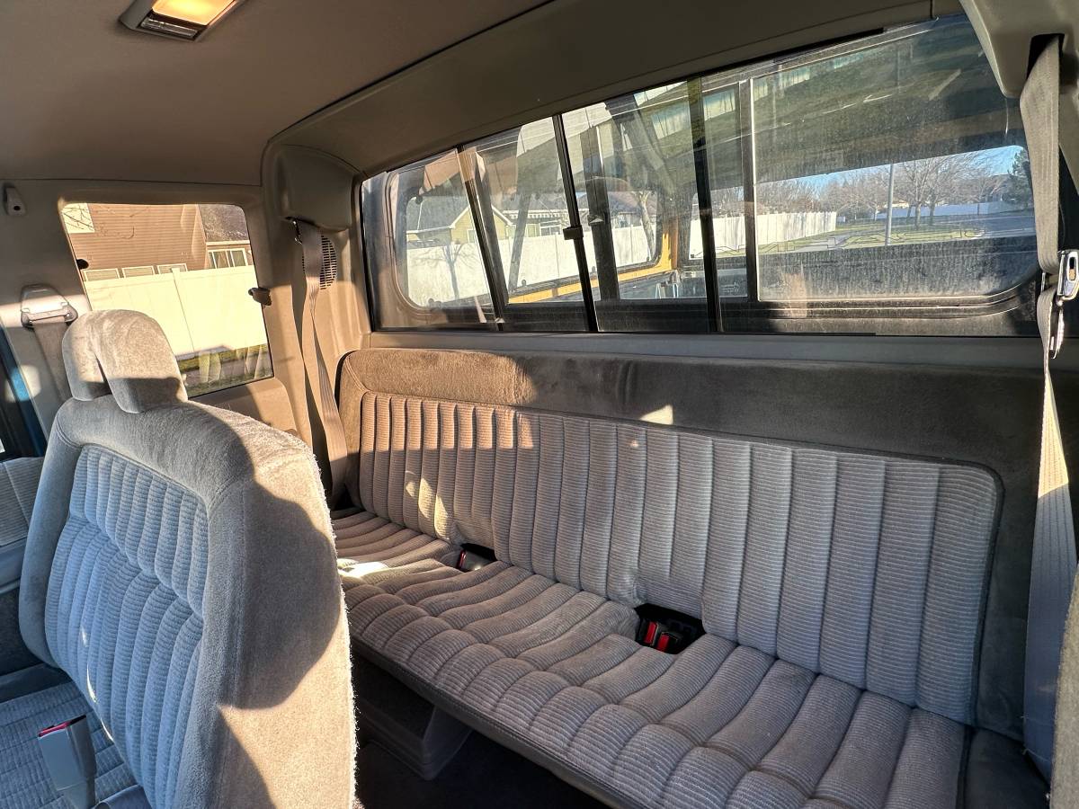 Chevy-silverado-1500-1992-blue-5