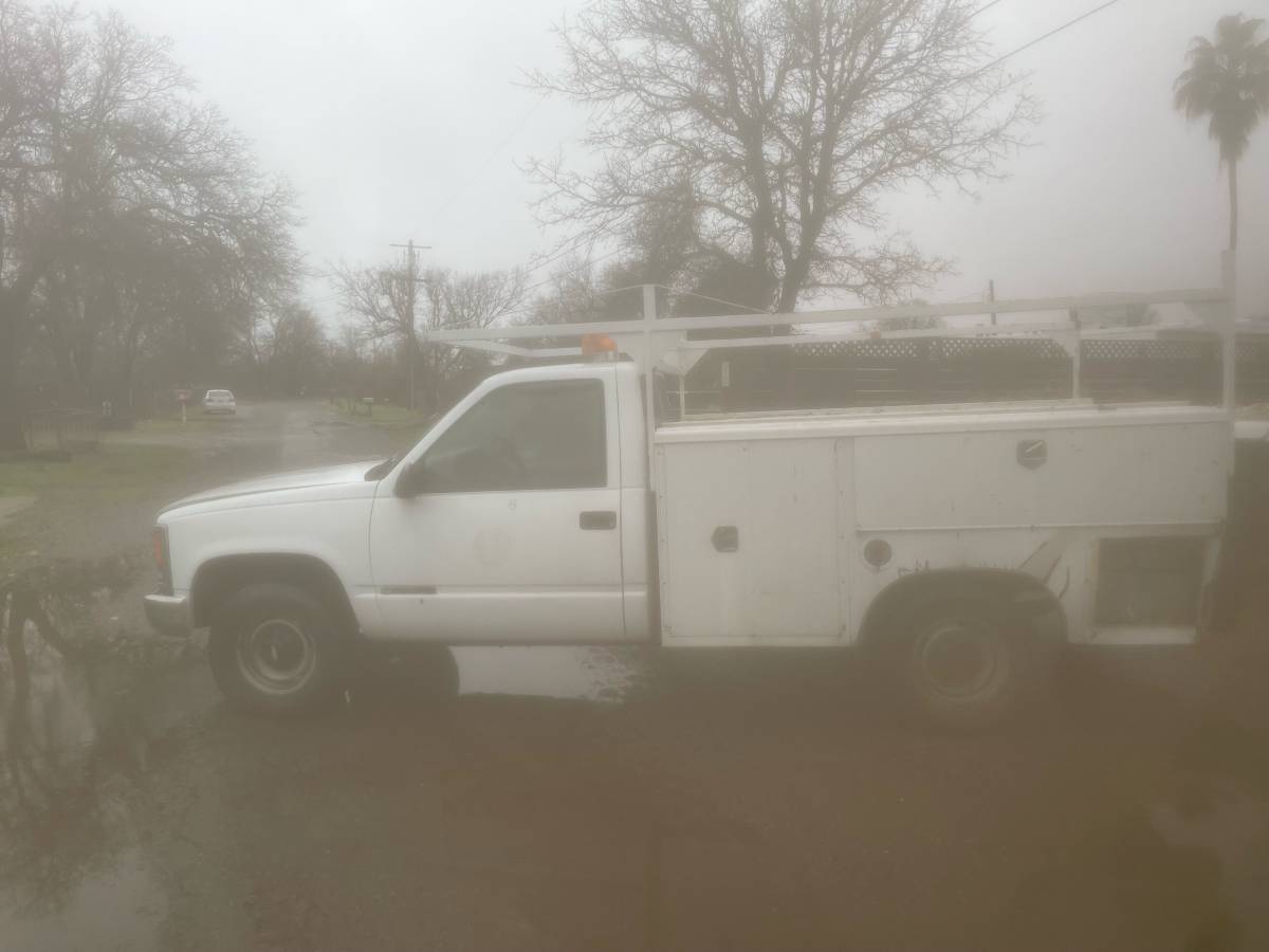 Chevy-silverado-1500-1996-white-1