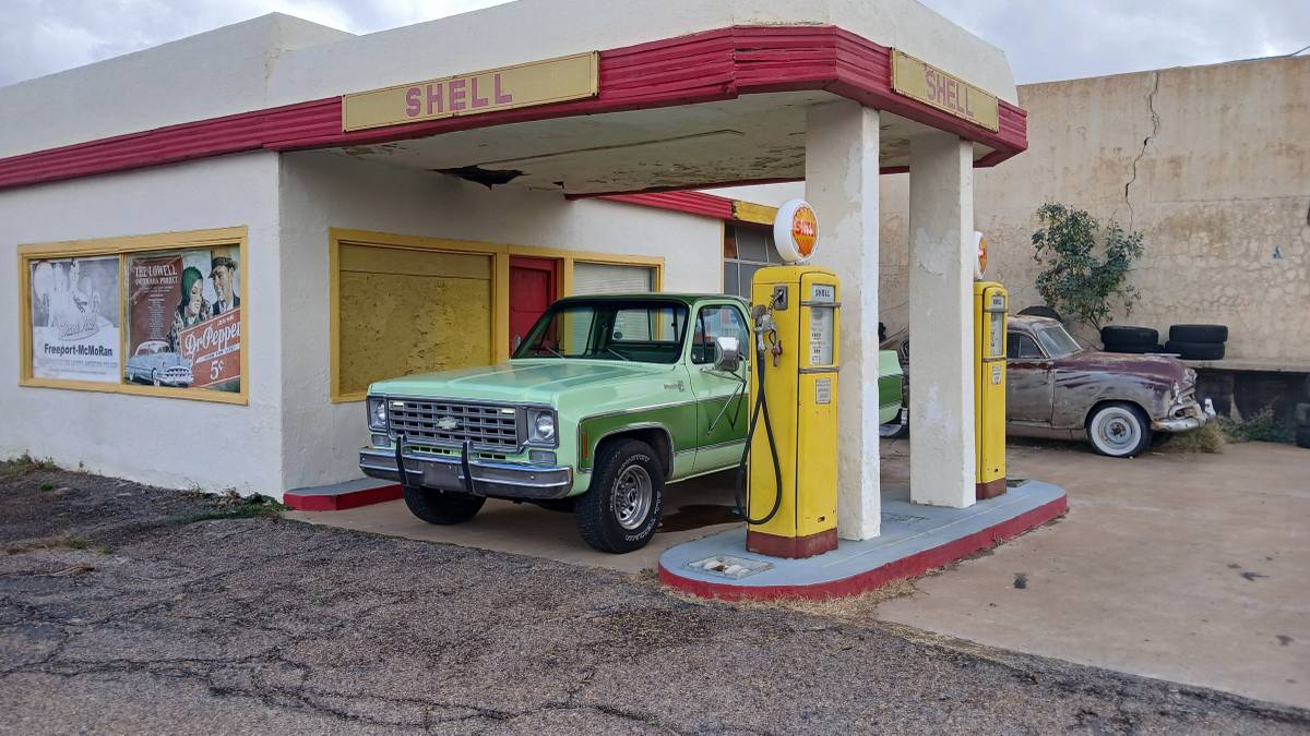 Chevy-silverado-1976-green-6