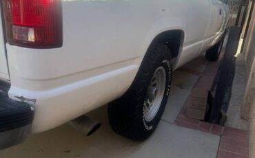 Chevy-silverado-1991-white-10