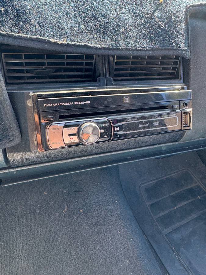 Chevy-silverado-1991-white-4