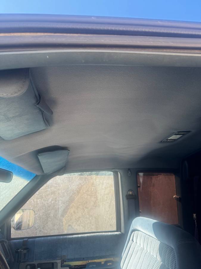 Chevy-silverado-1991-white-5