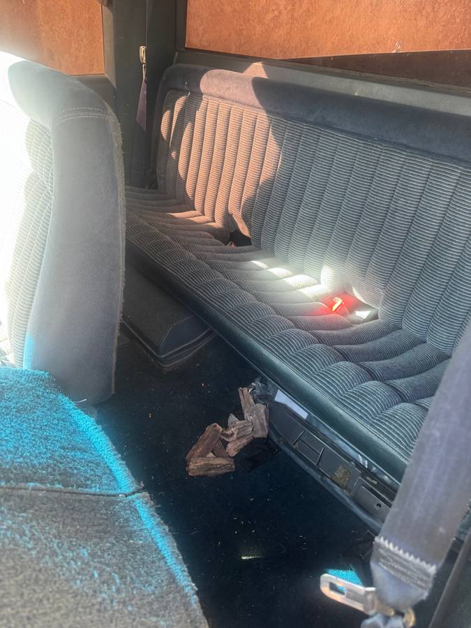 Chevy-silverado-1991-white-6