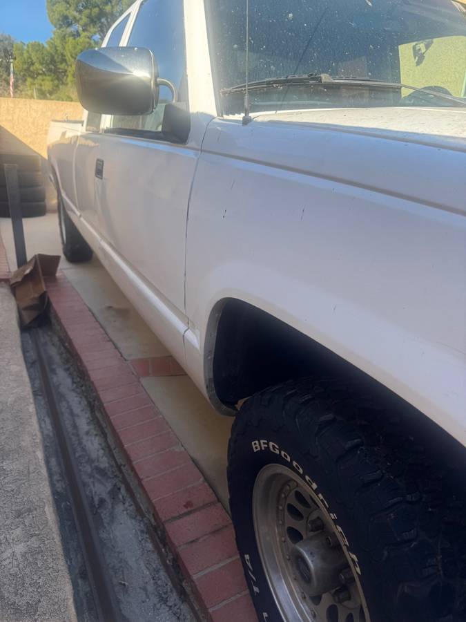 Chevy-silverado-1991-white-9