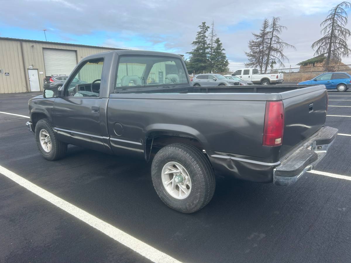 Chevy-silverado-1993-grey-10