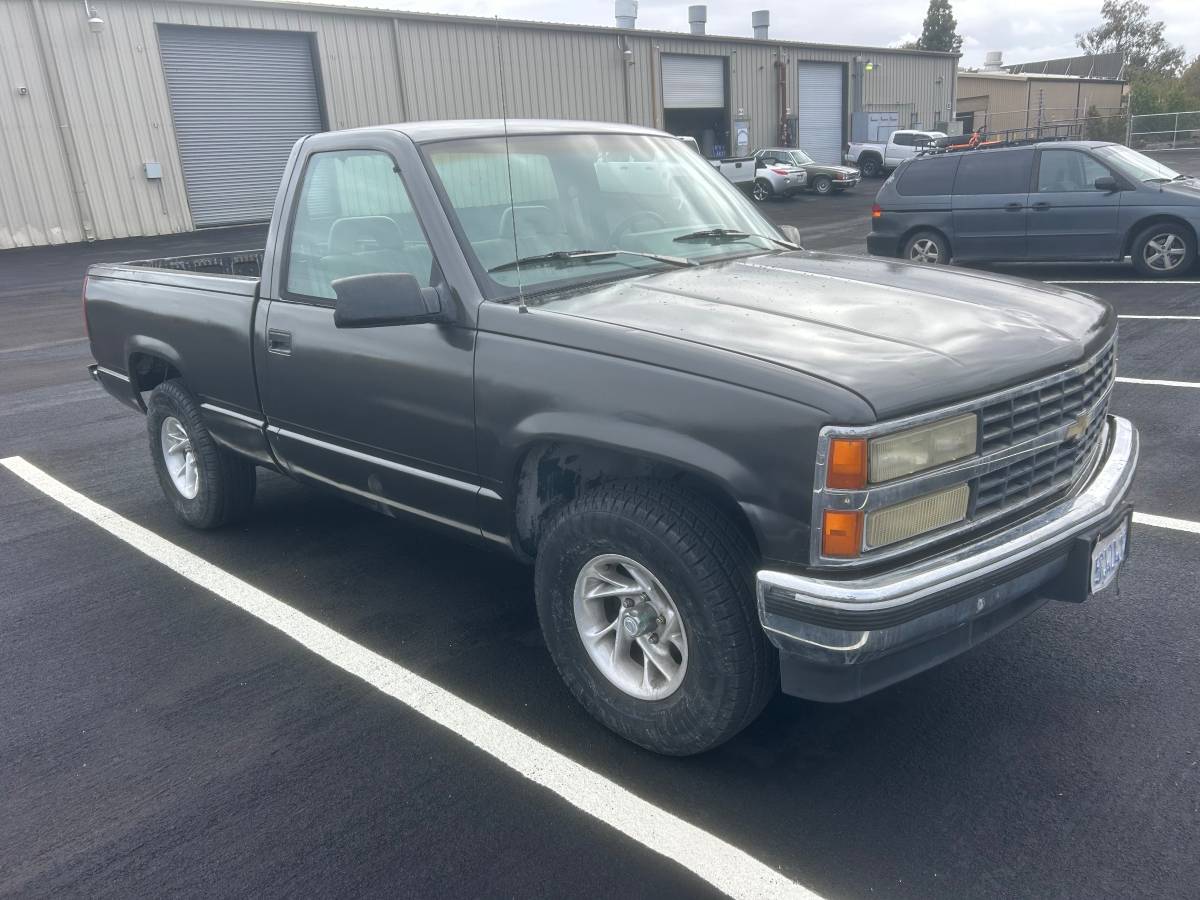 Chevy-silverado-1993-grey