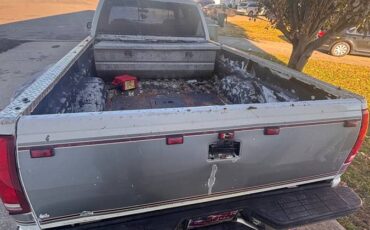 Chevy-silverado-1993-white-2