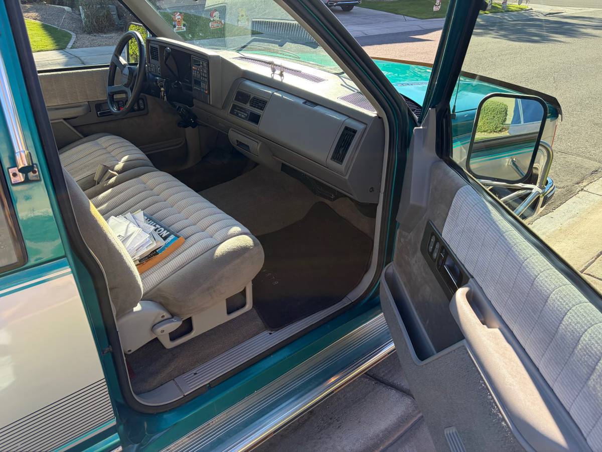 Chevy-silverado-2500hd-diesel-1995-14