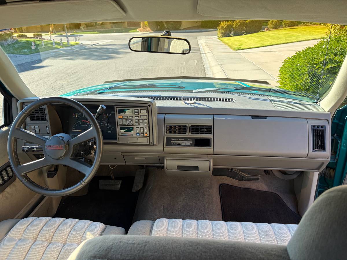 Chevy-silverado-2500hd-diesel-1995-16