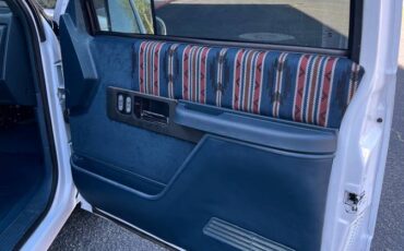 Chevy-silverado-3500-1992-white-19