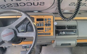 Chevy-silverado-3500-diesel-1994-purple-23