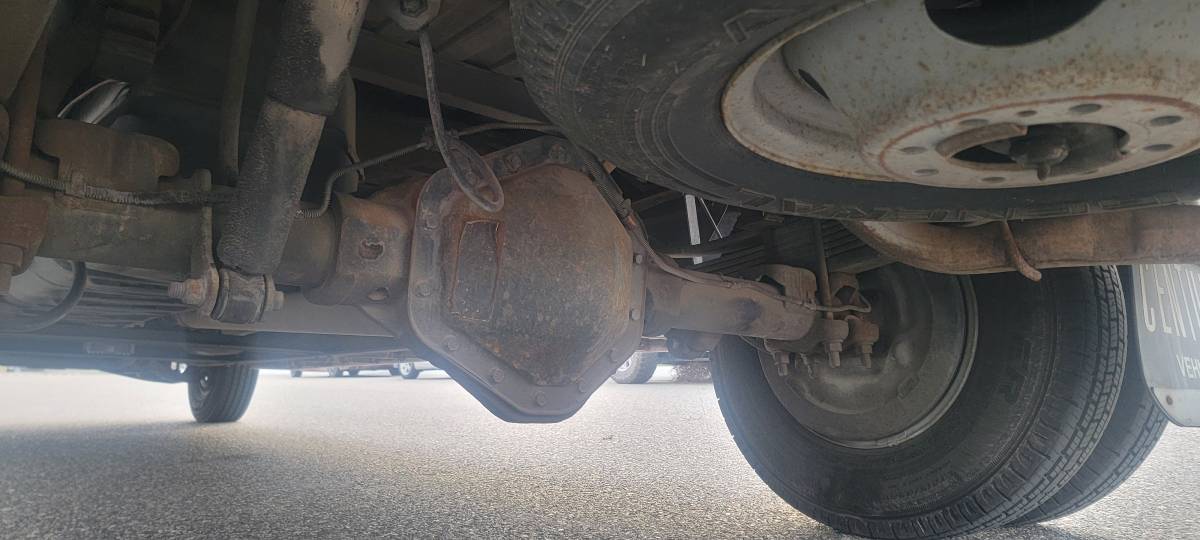 Chevy-silverado-3500-diesel-1994-purple-3