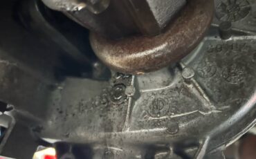 Chevy-sport-van-1985-white-12