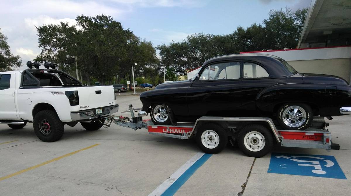 Chevy-styline-1952-custom-2