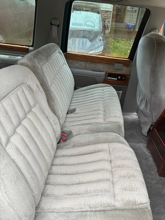 Chevy-suburban-1500-1994-14