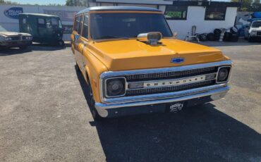 Chevy-suburban-1969-yellow-3