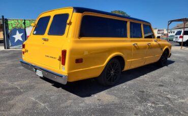 Chevy-suburban-1969-yellow-4