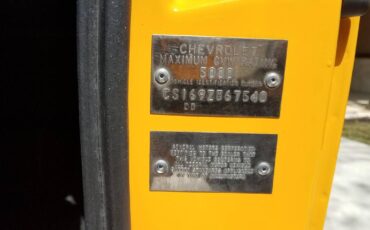 Chevy-suburban-1969-yellow-8