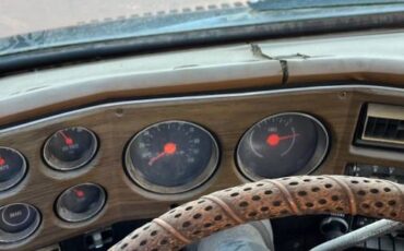 Chevy-suburban-1972-2