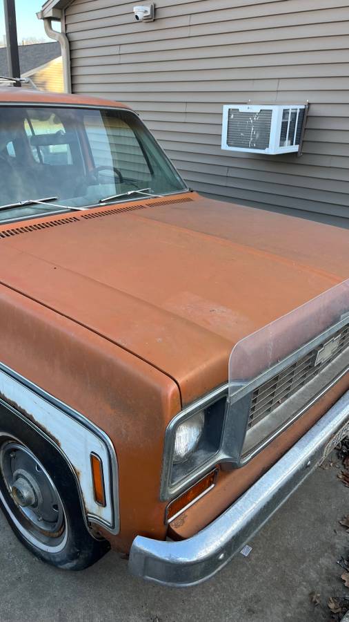 Chevy-suburban-1972-8