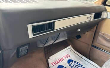 Chevy-suburban-1986-brown-2