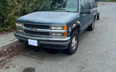 Chevy-suburban-1995-blue-2