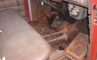 Chevy-tk-1951-brown-3