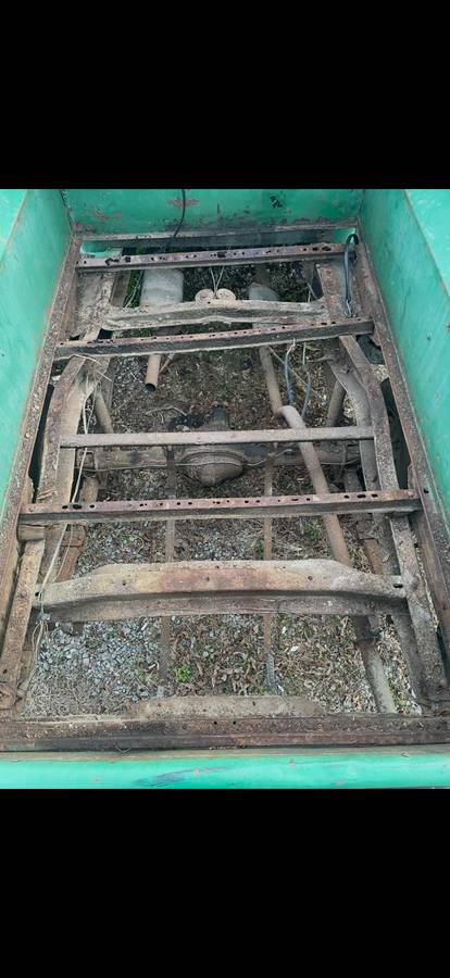 Chevy-truck-1946-blue-9