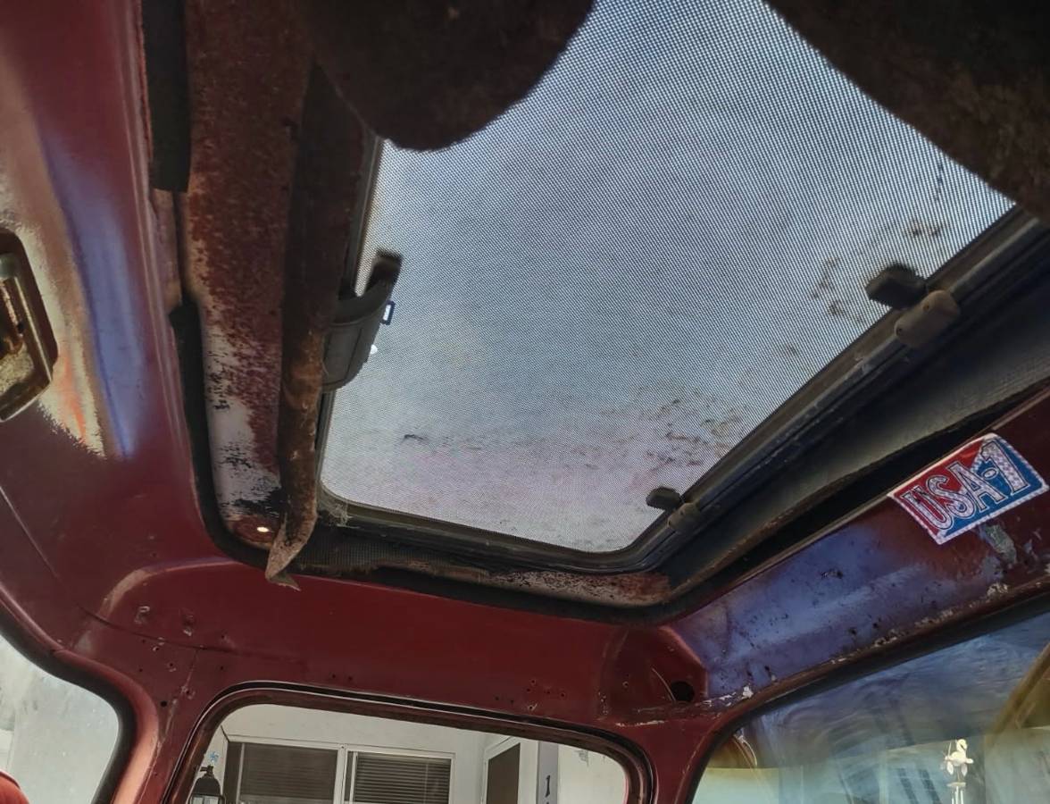 Chevy-truck-1957-red-13