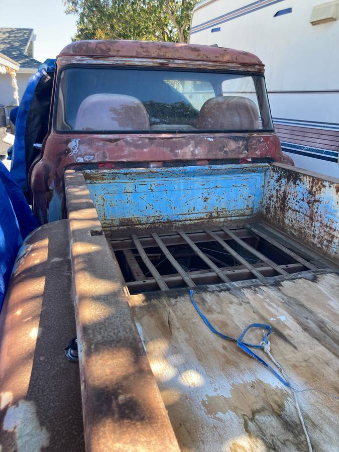 Chevy-truck-1957-red-6