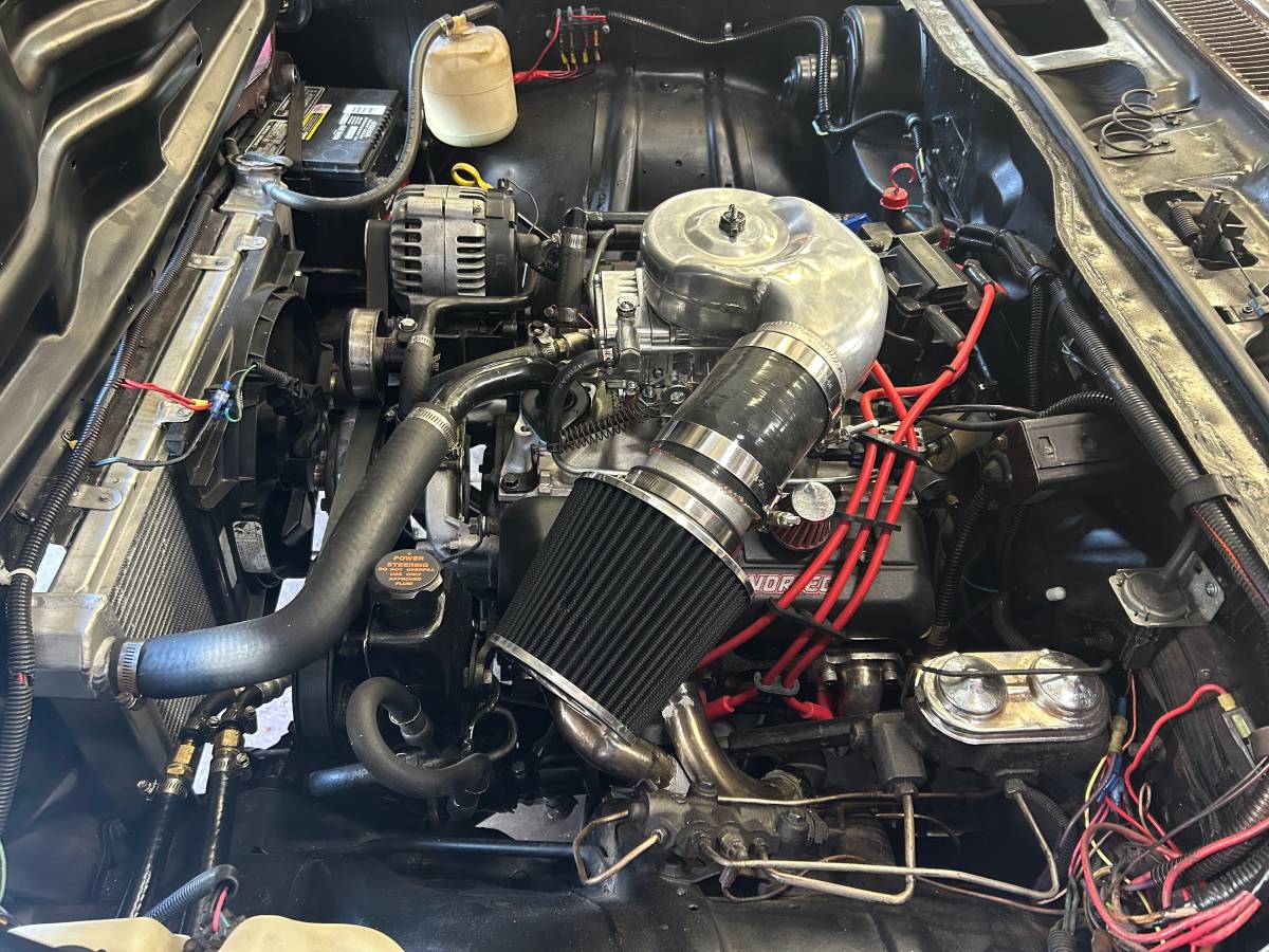 Chevy-vega-1976-custom-10