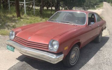 Chevy-vega-hatchback-1977-red-4