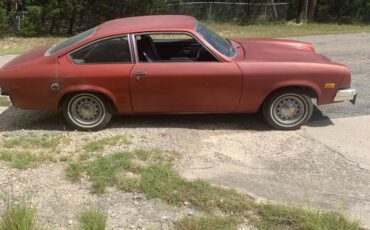 Chevy-vega-hatchback-1977-red-5