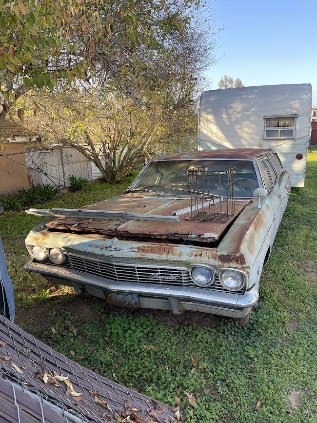 Chrovelet-impala-station-wagon-1964-2