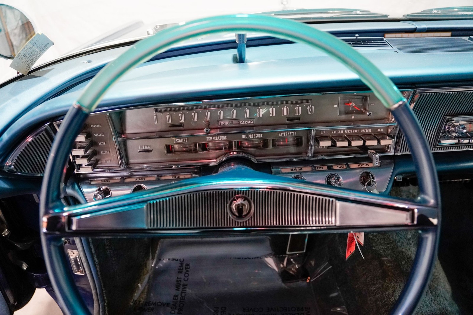 Chrysler-200-Series-1964-Sedan-10