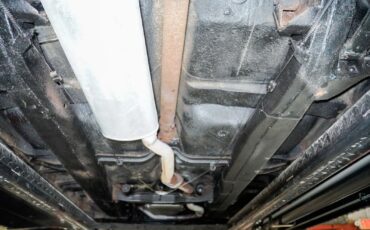 Chrysler-200-Series-1964-Sedan-13