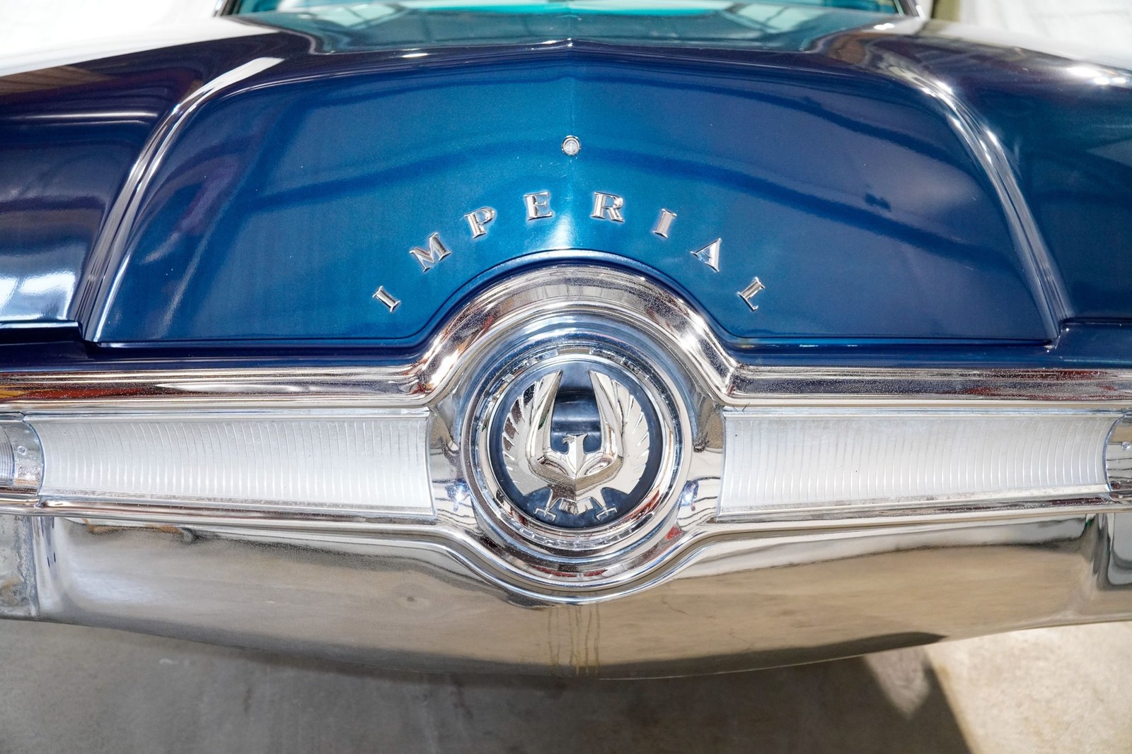 Chrysler-200-Series-1964-Sedan-28