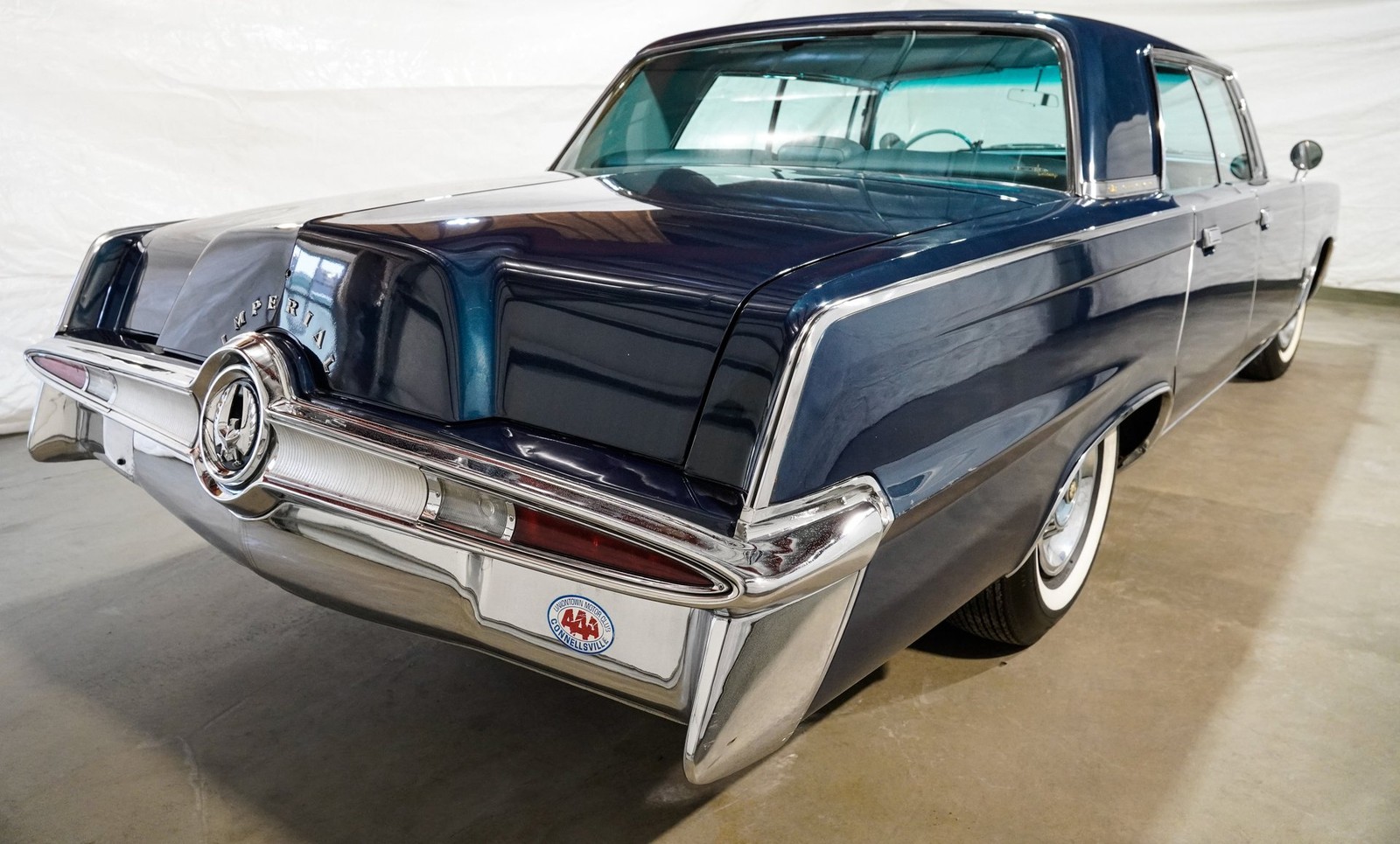 Chrysler-200-Series-1964-Sedan-3